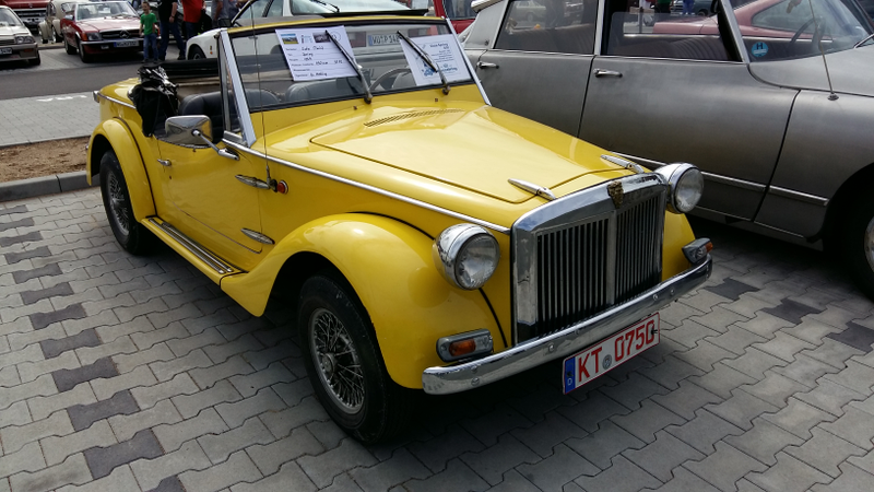 Illustration for article titled Another oldtimer meet photodumpÂ